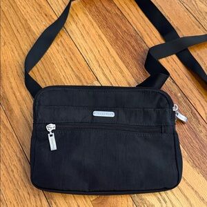 Baggallini Black Compact Crossbody Belt Bag